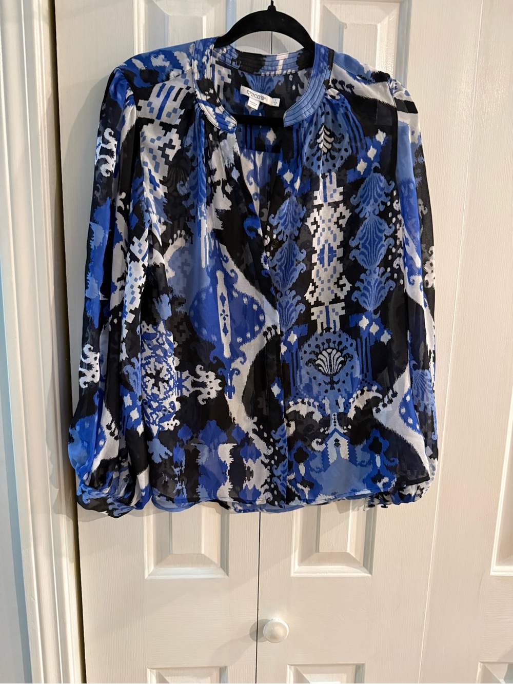 Chico's Blue Black White Patterned Women's Top sz 1